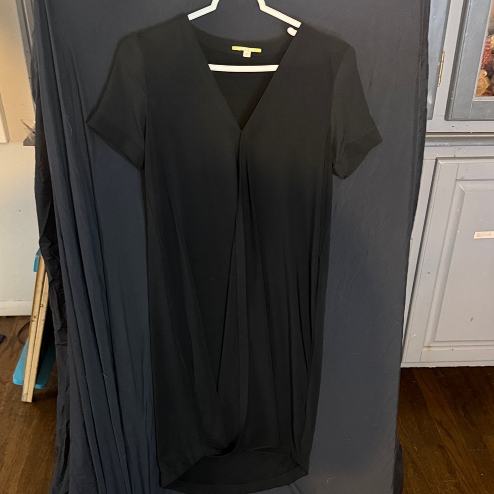 Gianni Bini Black V-Neck Draped Tunic Dress